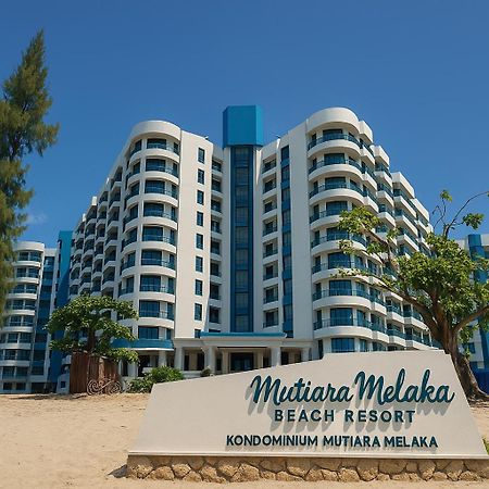 Mutiara Melaka Beach Resort By Glex Tangga Batu Exterior photo