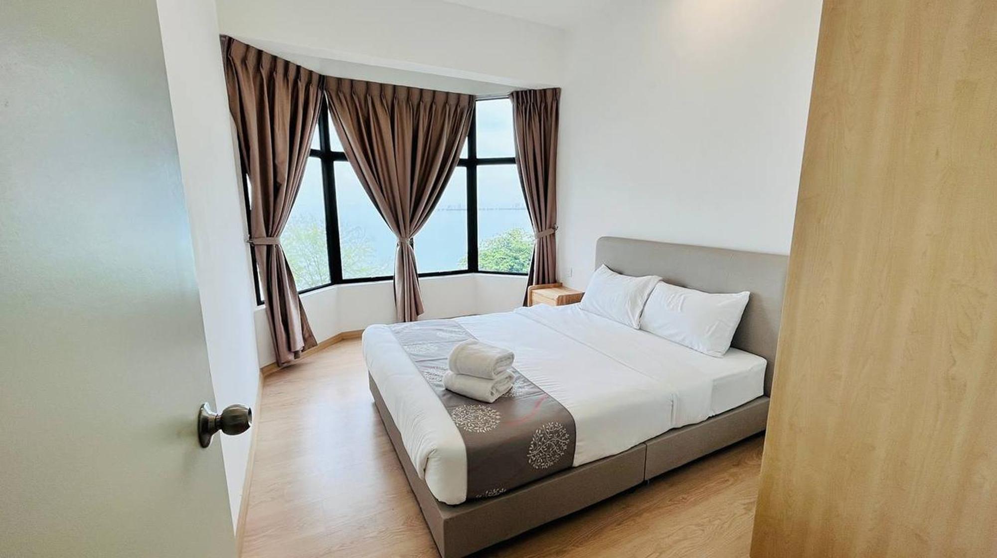 Mutiara Melaka Beach Resort By Glex Tangga Batu Exterior photo