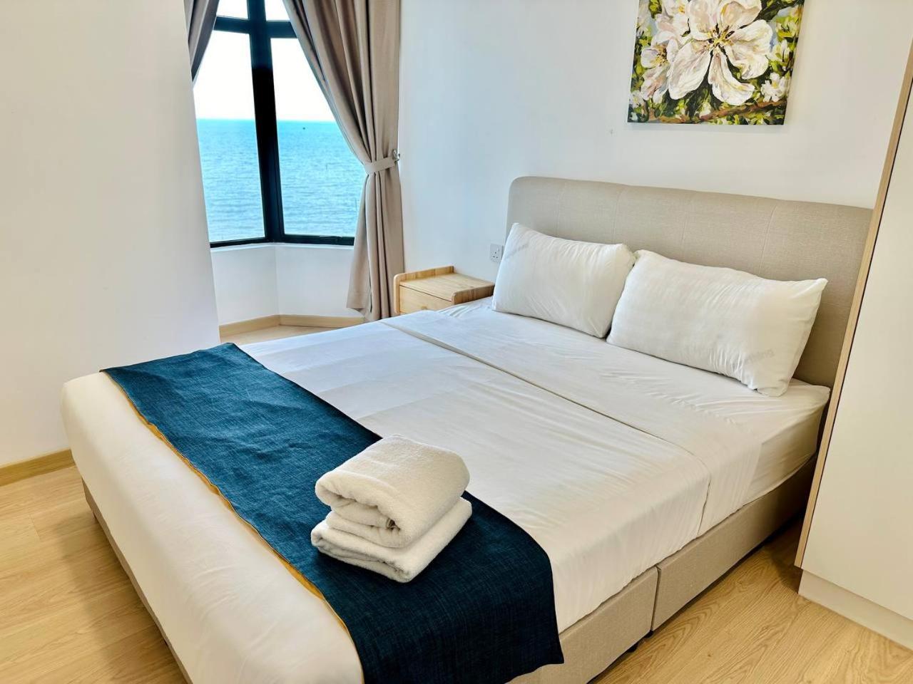 Mutiara Melaka Beach Resort By Glex Tangga Batu Exterior photo